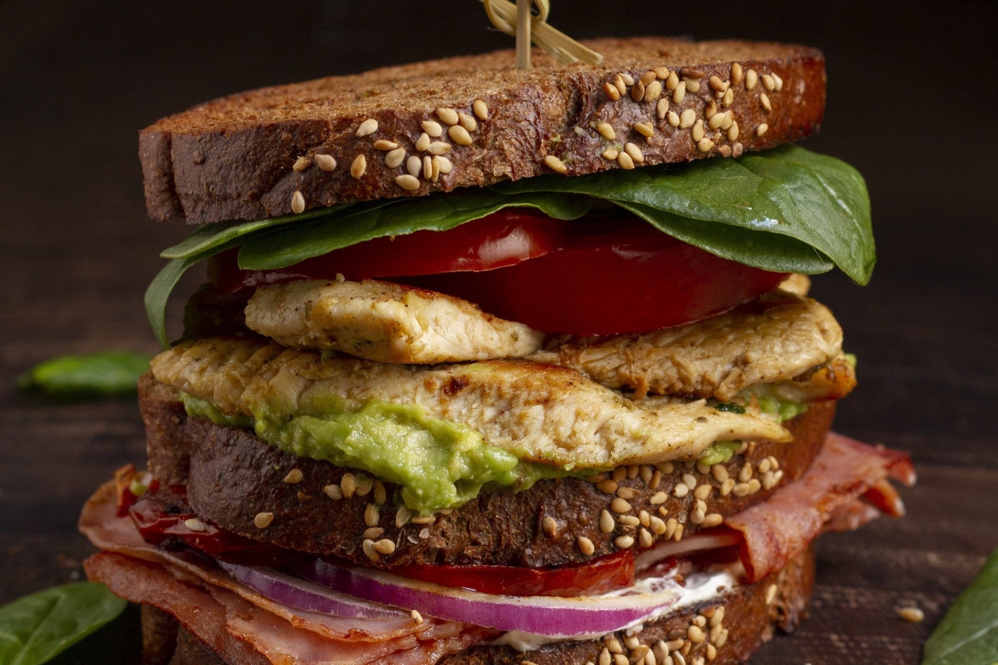 Mojocreme-Sandwich mit Koriander und Fischfilet - Genussbote